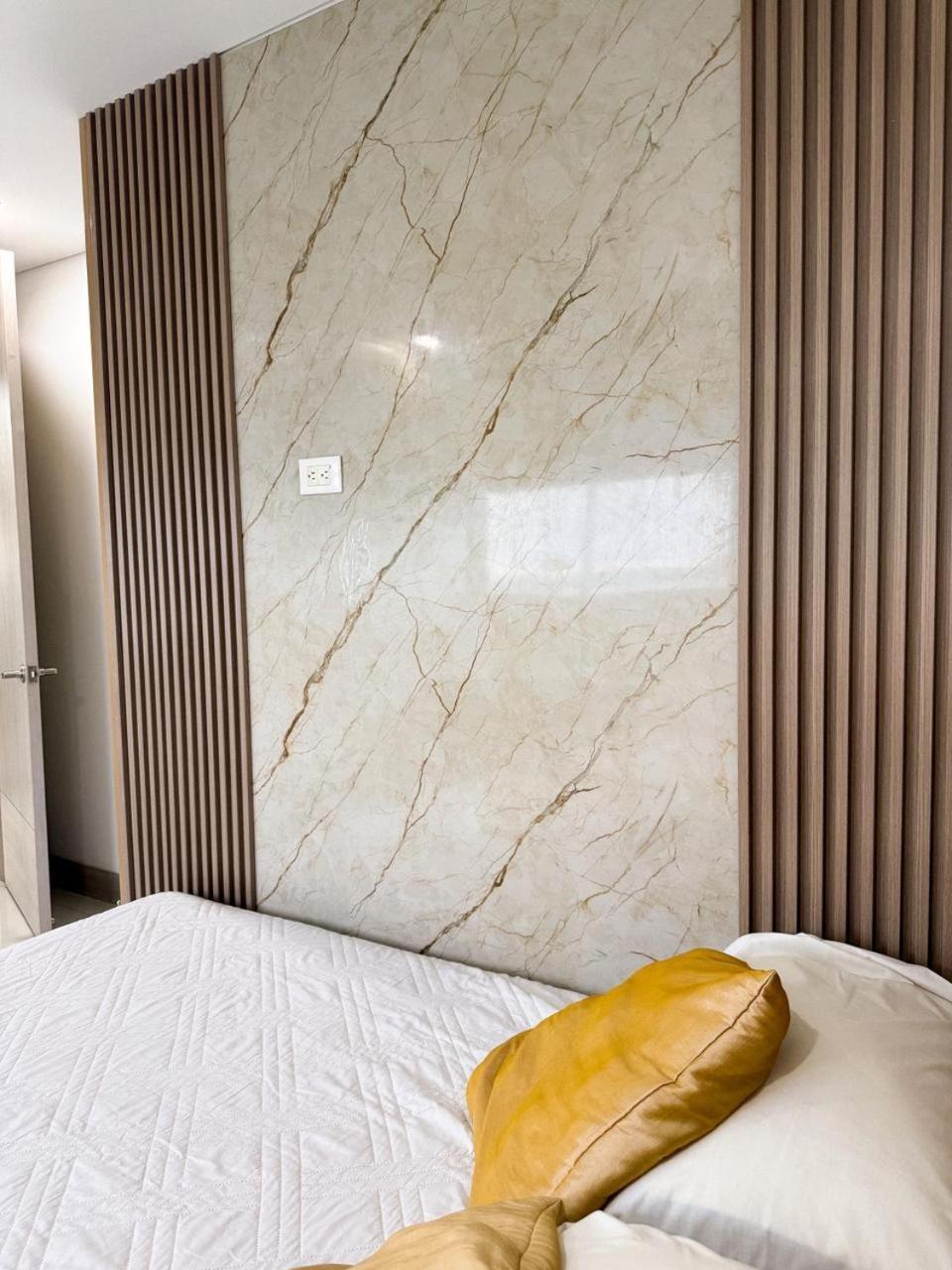 Apartamento En Palmetto Sunset Frente Al Mar Piso 20 *